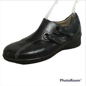 FINN COMFORT - Black Leather Orthotic Hook and Eye Closure Loafers - 8 M  NWOB